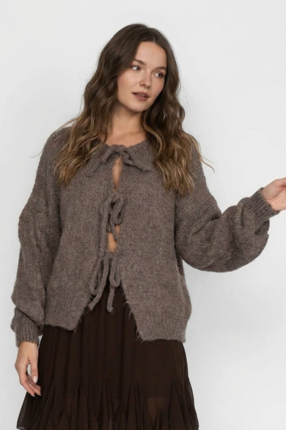 Liela izmēra kardigans ar lokiem