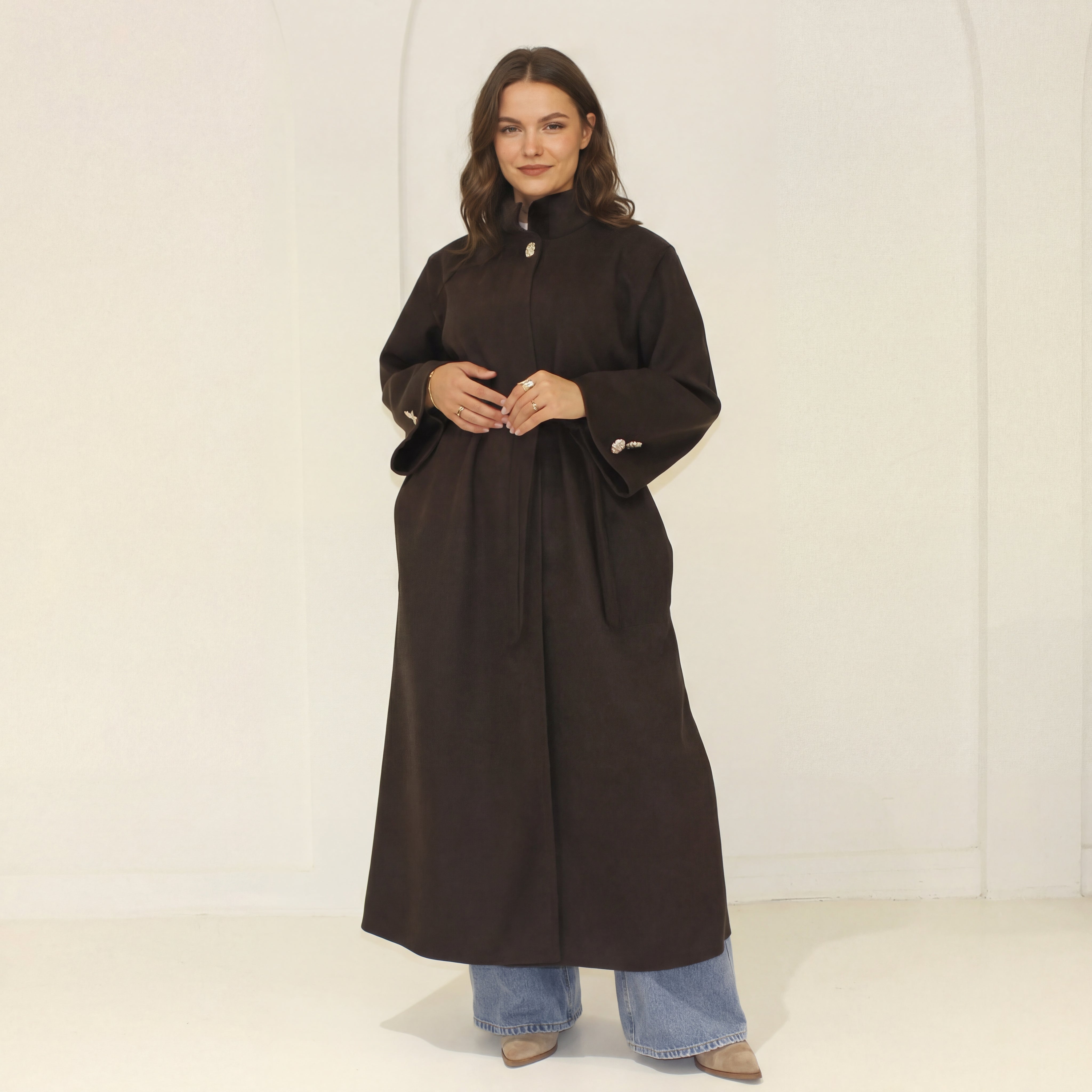 Garš mētelis ar stāvapkakli