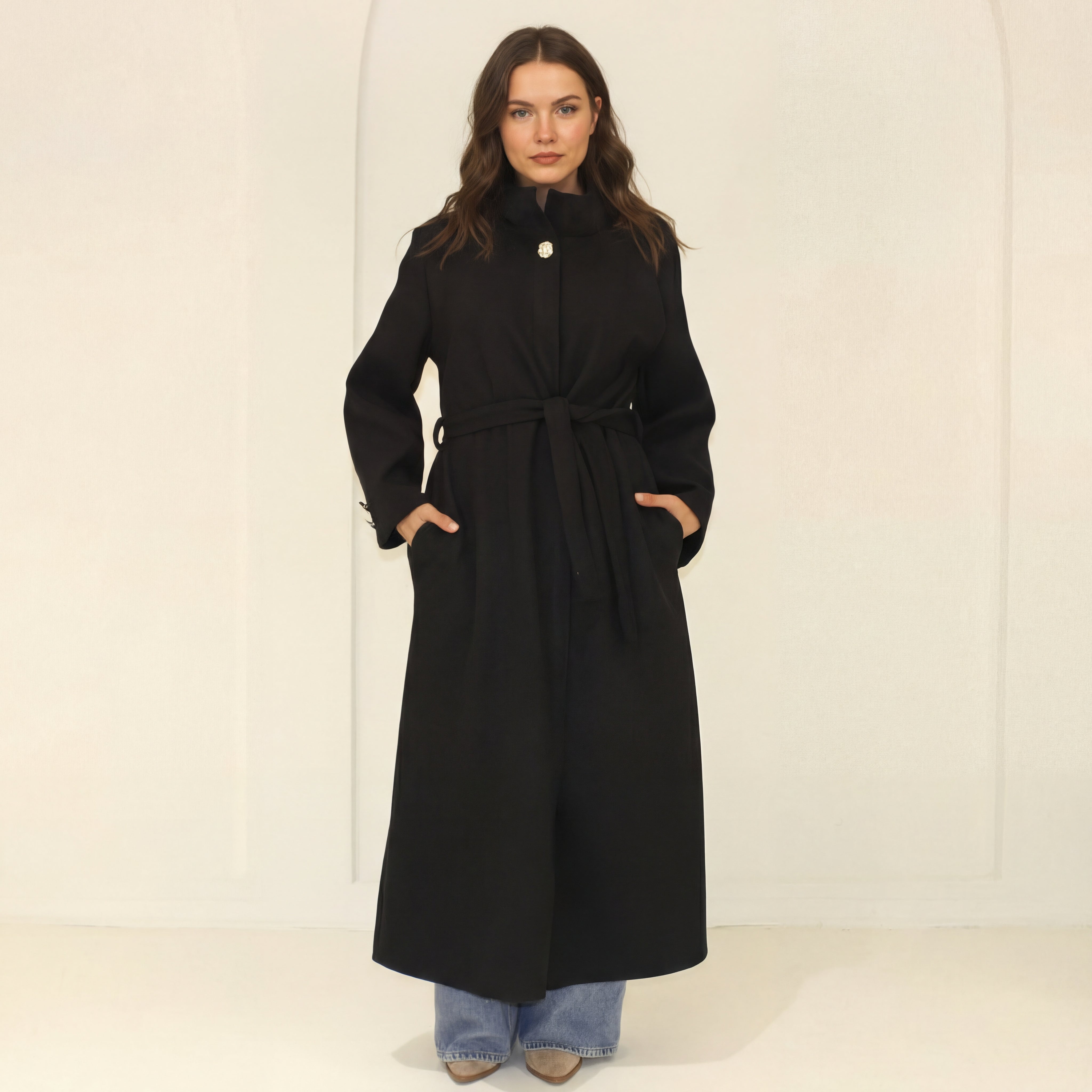 Garš mētelis ar stāvapkakli