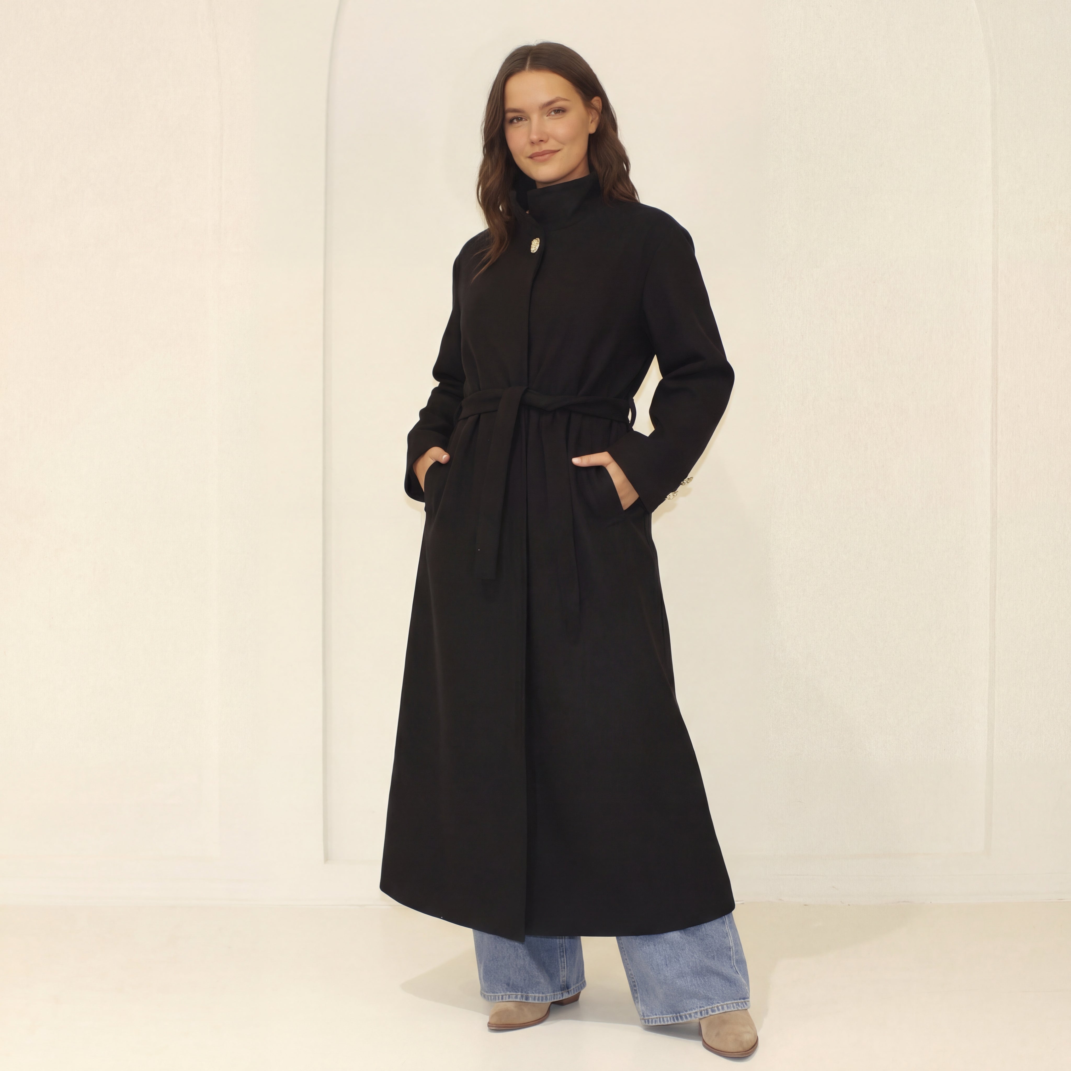 Garš mētelis ar stāvapkakli