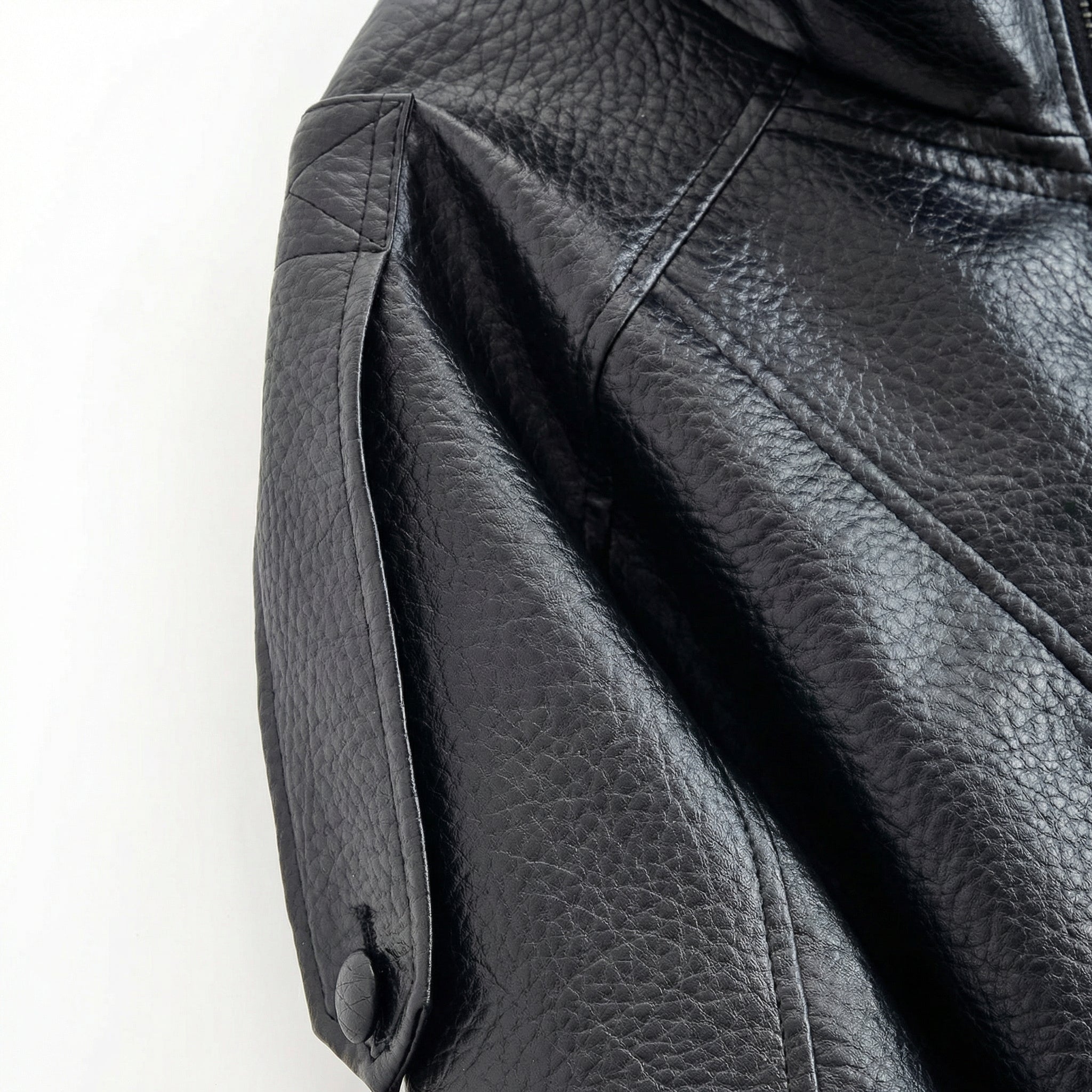 Carla asimetriskā ādas jaka