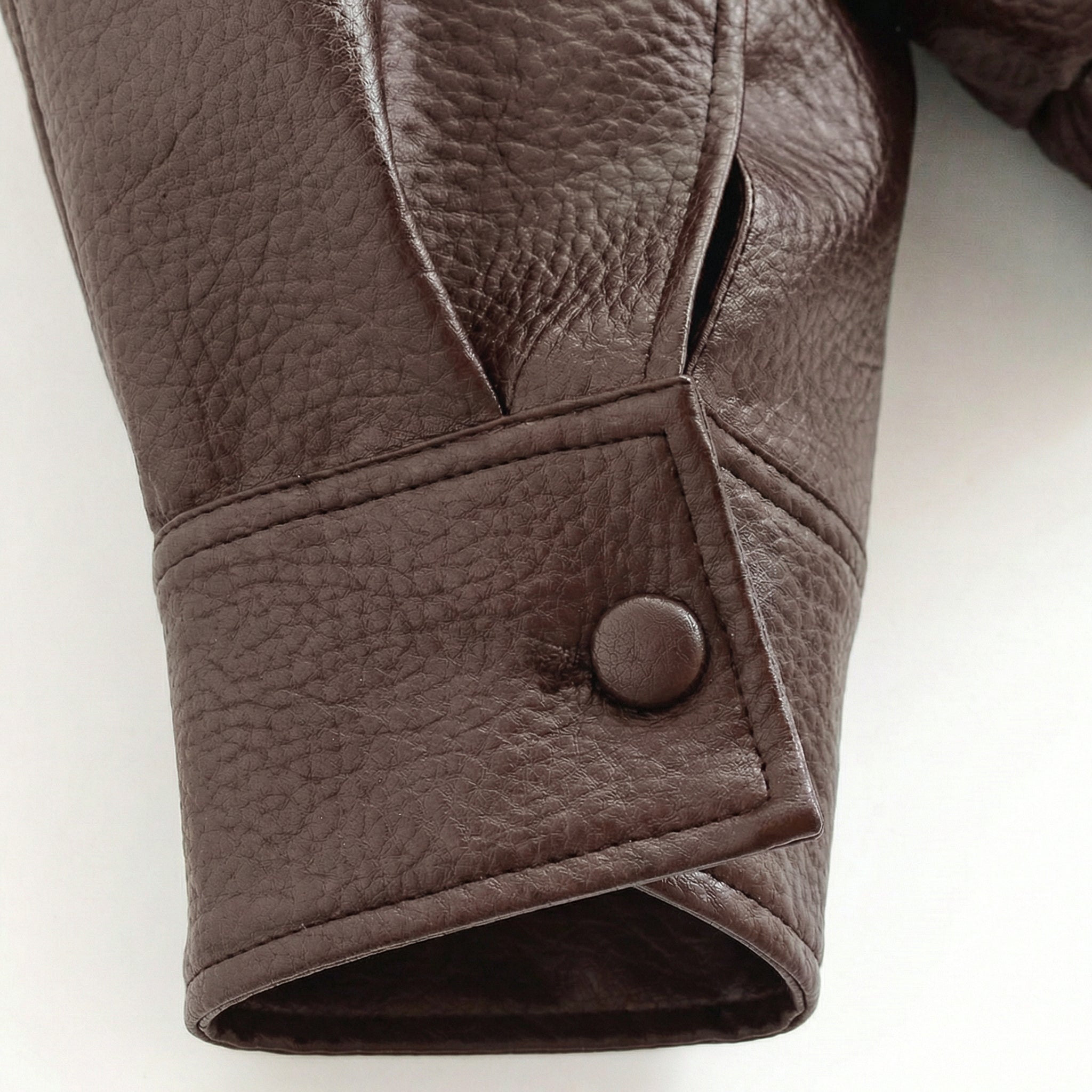 Carla asimetriskā ādas jaka