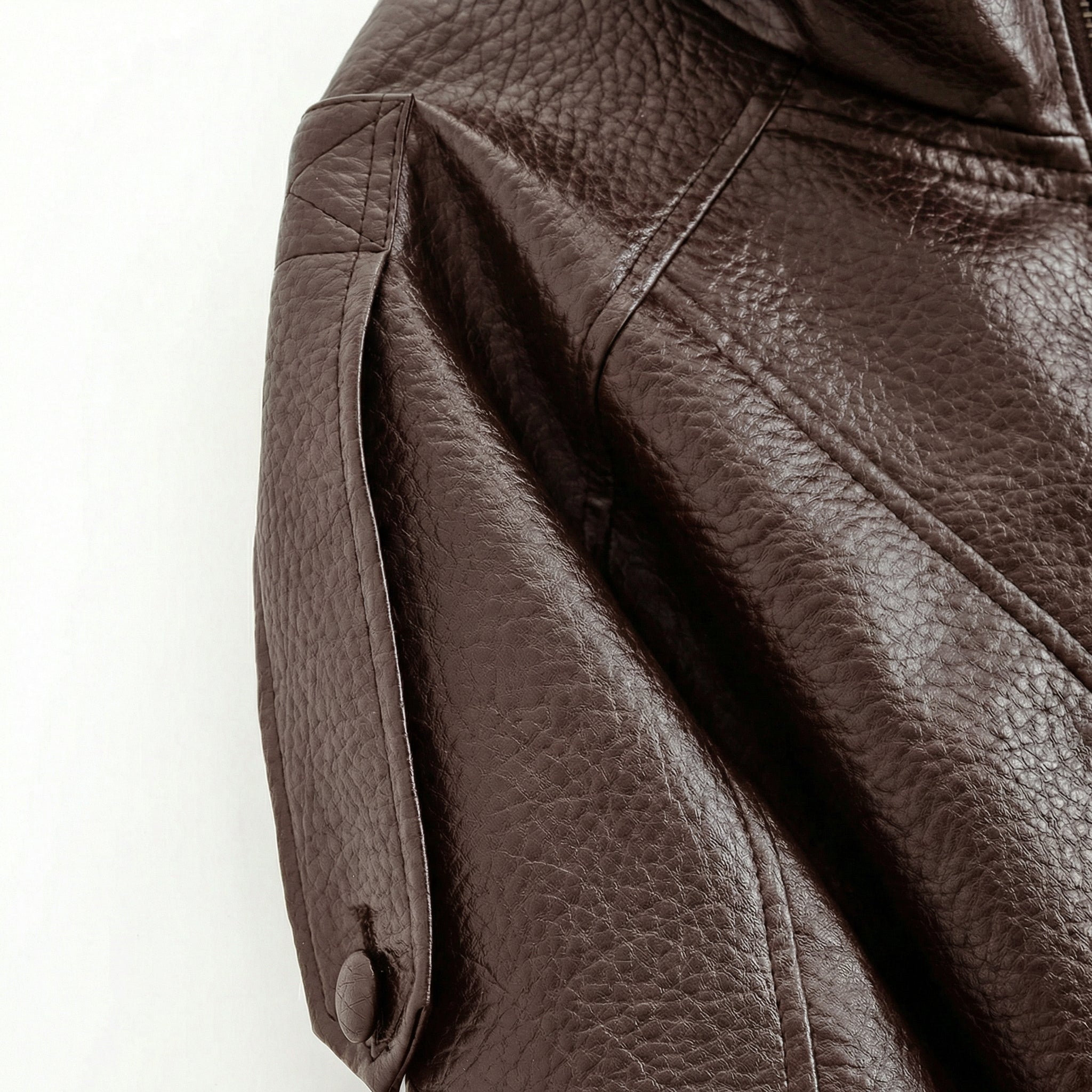 Carla asimetriskā ādas jaka