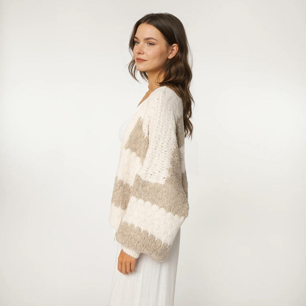 Treknrakstā svītru liela izmēra kardigans