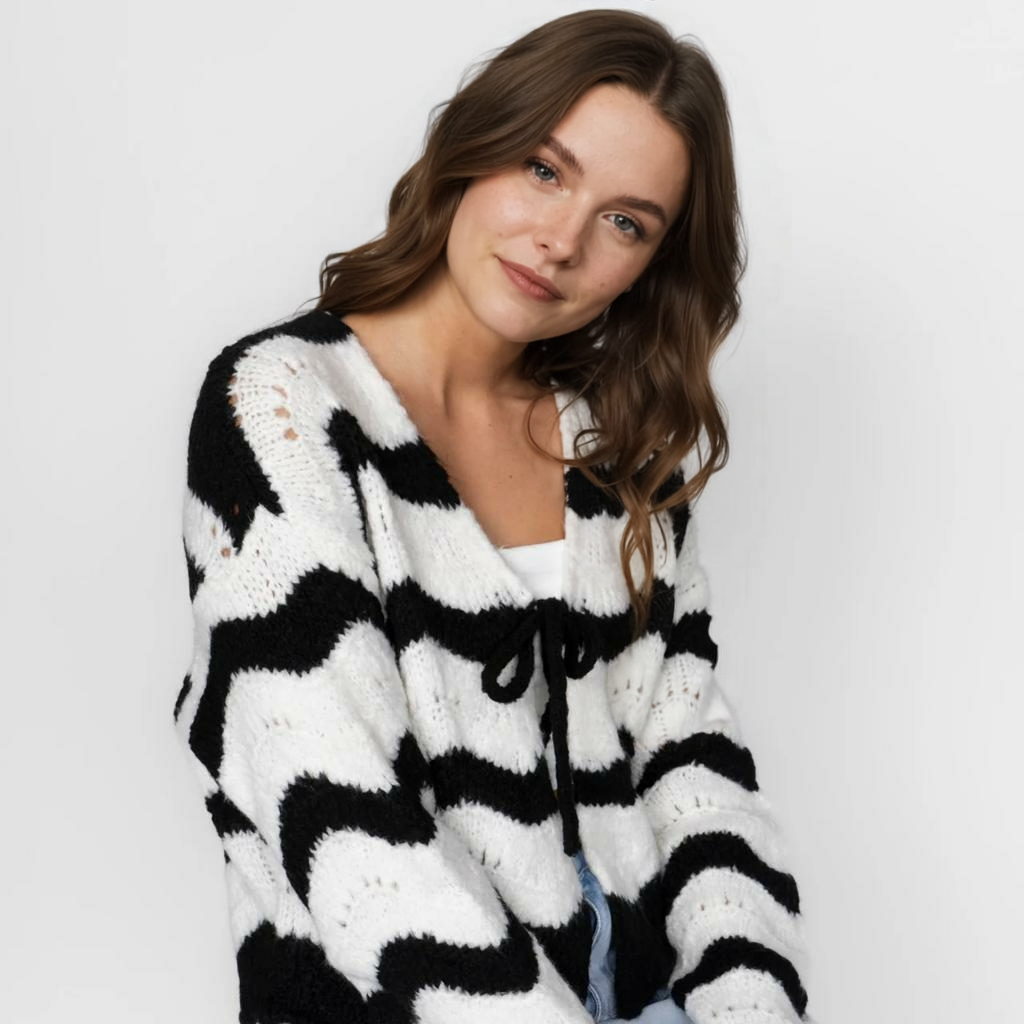 Mājīgs viļņots kardigans