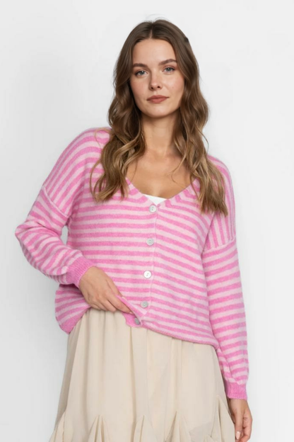 Svītrains kardigans