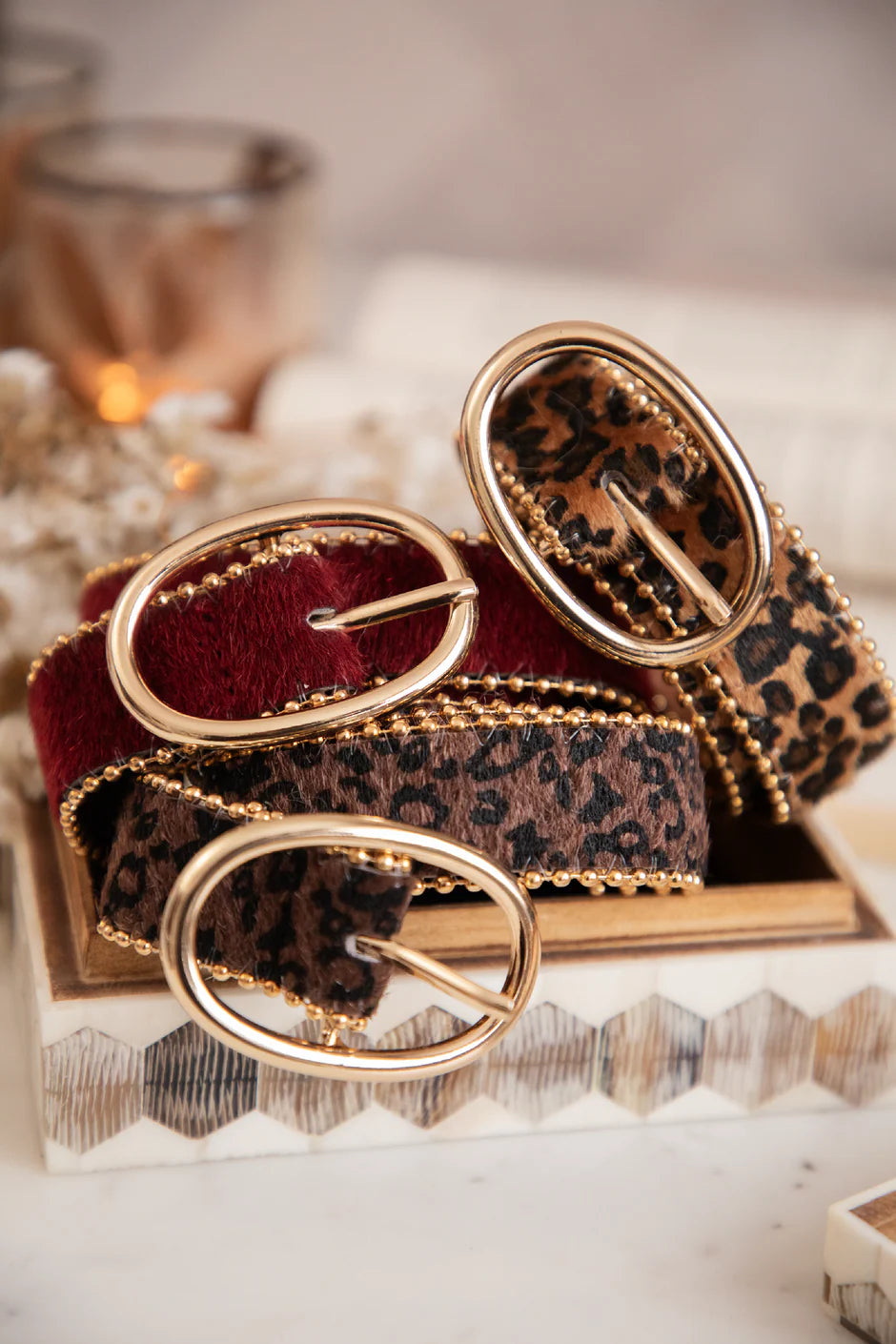 Aksesuāri un Mirdzums