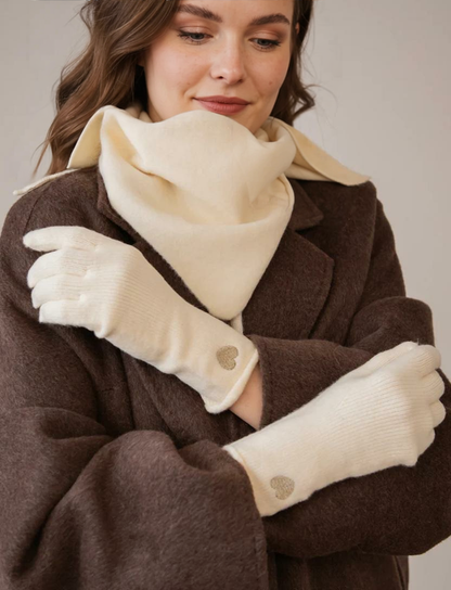 Sirsnīgie Bēšie Cimdi