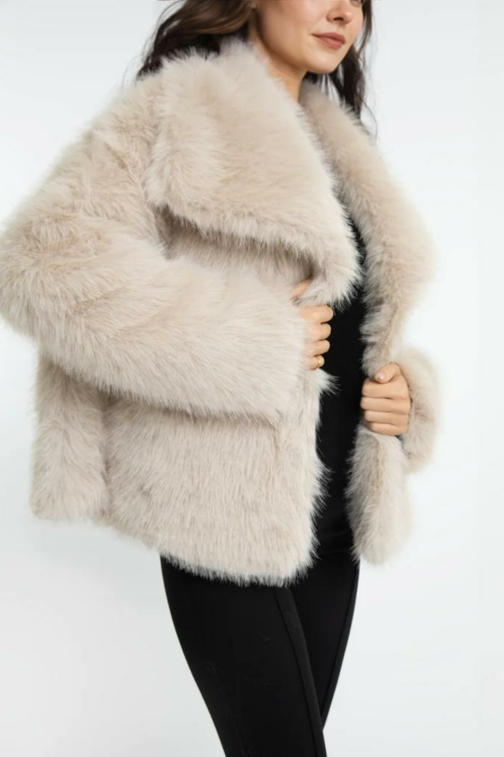 Mākslīgās kažokādas jaka