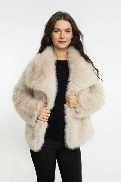 Mākslīgās kažokādas jaka