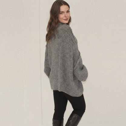 Lielgabarīta džemperis