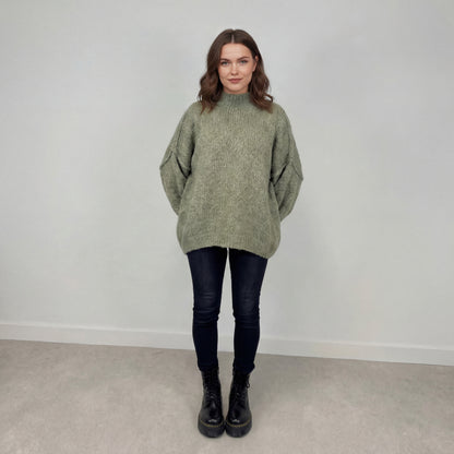 Lielgabarīta džemperis