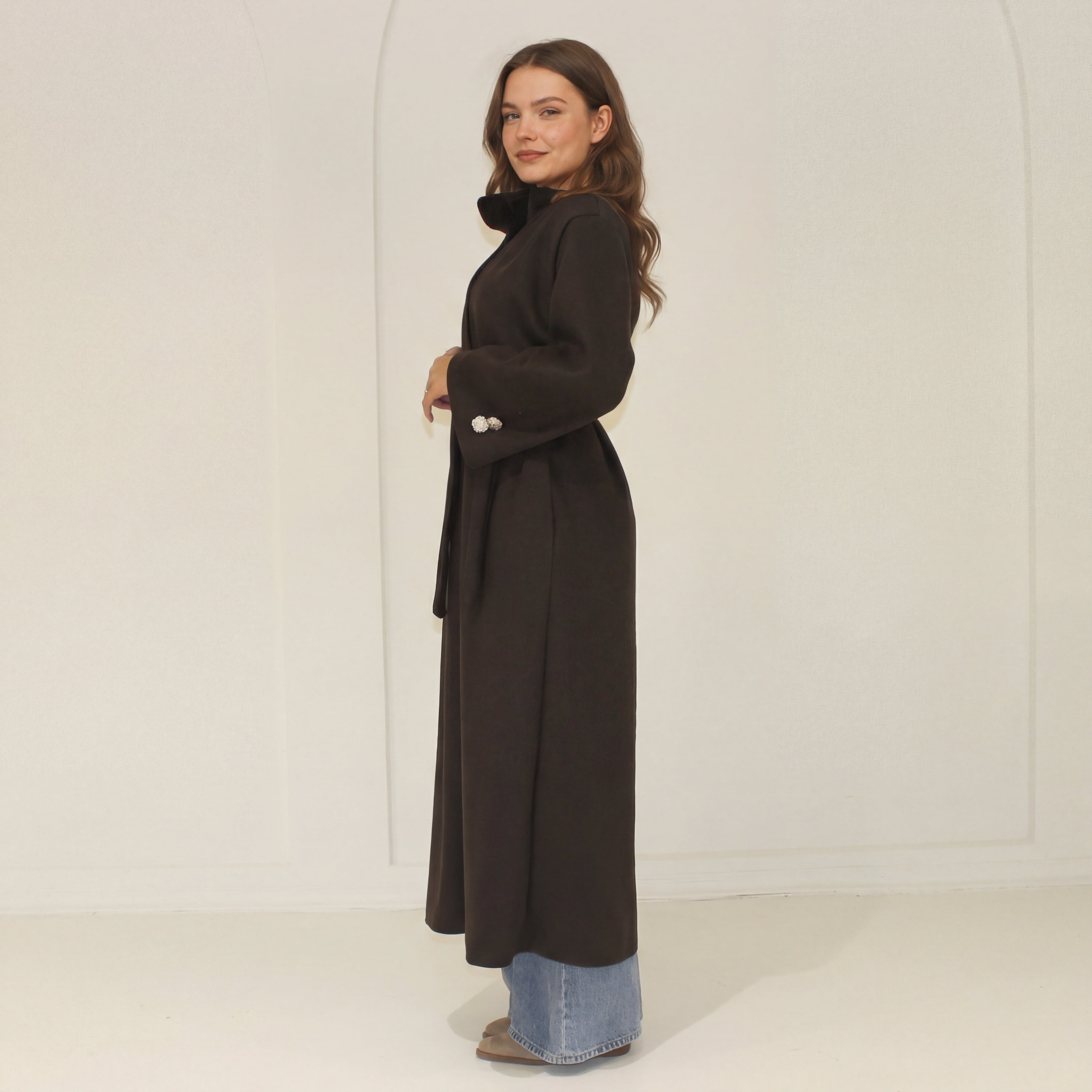 Garš mētelis ar stāvapkakli