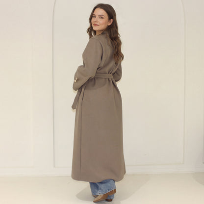 Garš mētelis ar stāvapkakli