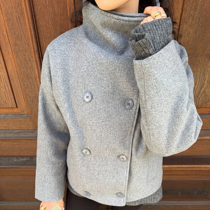 Clarissa jaka ar stāvapkakli