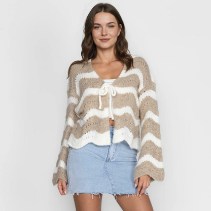 Mājīgs viļņots kardigans