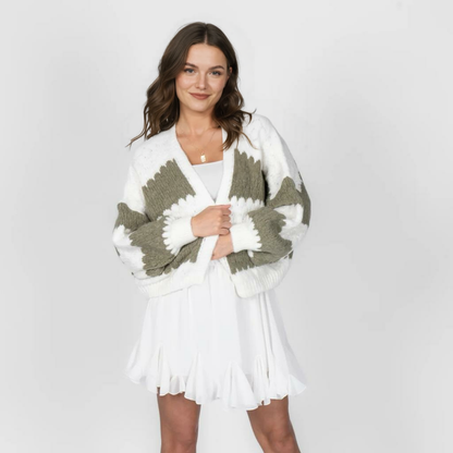 Treknrakstā svītru liela izmēra kardigans