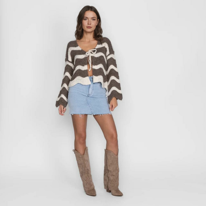 Mājīgs viļņots kardigans