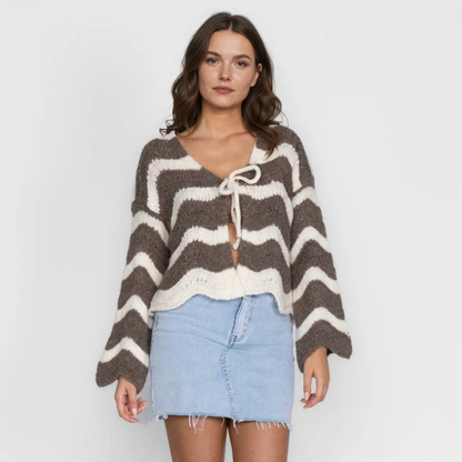 Mājīgs viļņots kardigans